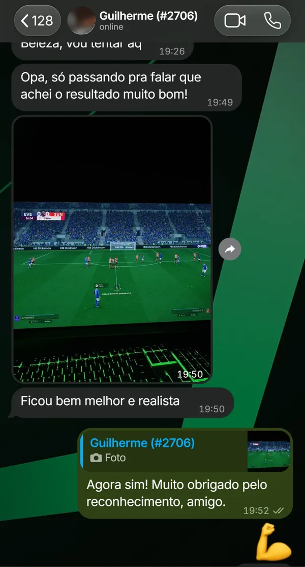 Conversa no WhatsApp: Guilherme manda a foto do jogo com o patch e escreve "Achei o resultado muito bom! Ficou bem melhor e realista".